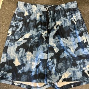 Mens Old Navy Blue Camo Shorts